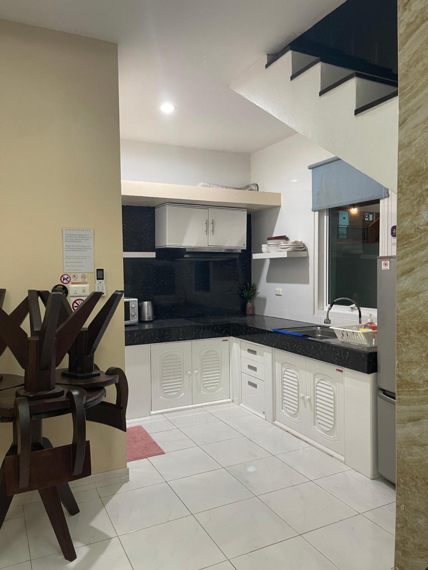 Privaterayong Rayong Exterior foto